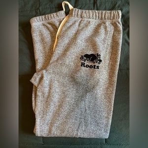 Mens Roots Sweatpants. Size large, in brand new condition.